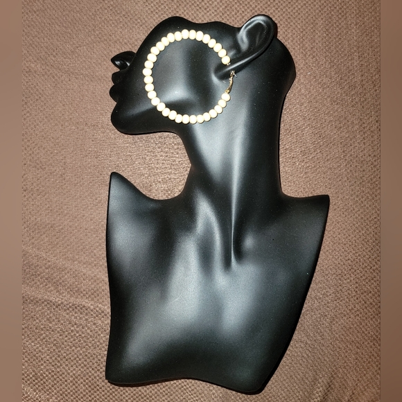 Bead Hoop Earrings - Picture 2 of 3